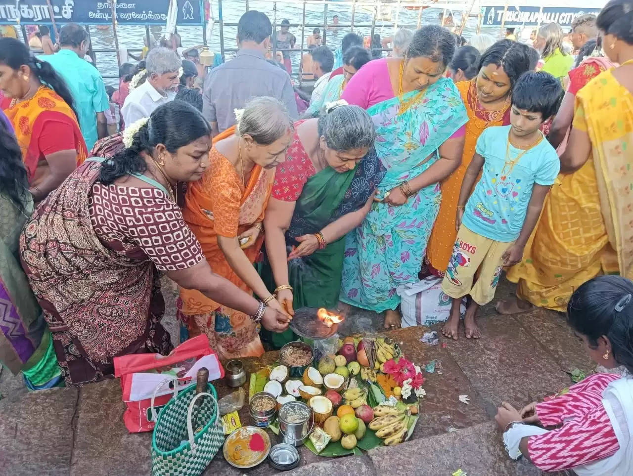 ஆடிப்பெருக்கு திருச்சி காவிரி